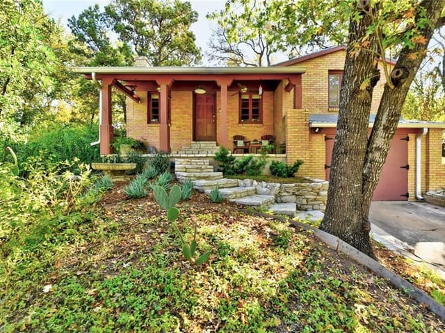 801 Bouldin Ave