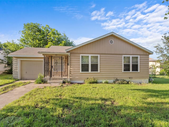 801 Evetts RD