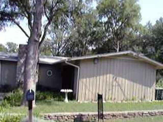801 N.COMMONS FORD RD