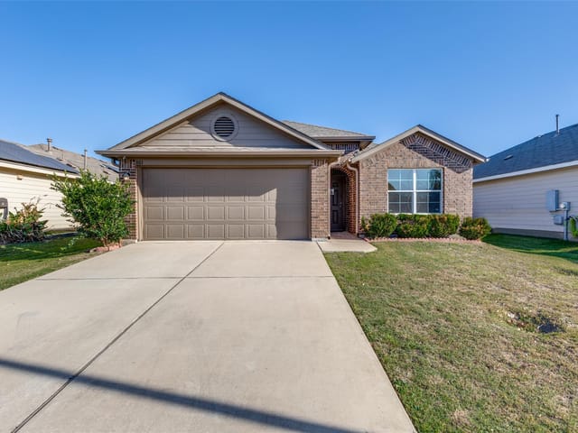 801 Silver Wing DR