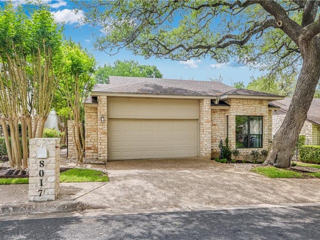 8017 Raintree Pl