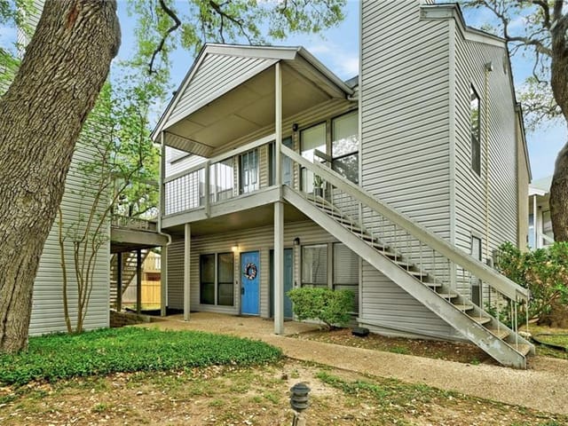 802 S 1st ST Unit #105