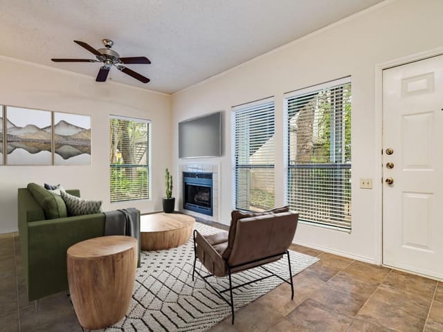 802 S 1st ST Unit #114