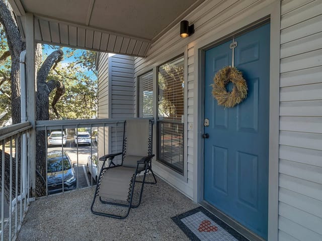 802 S 1st St Unit #203
