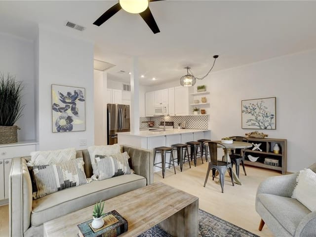 802 S 1st ST Unit #215
