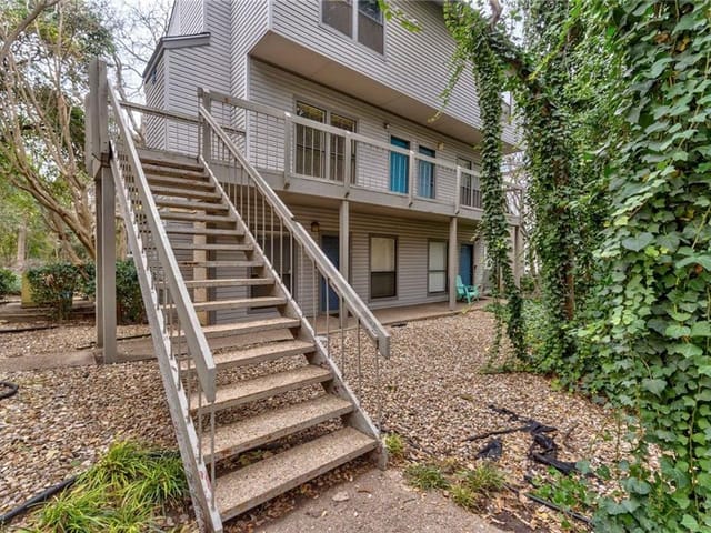 802 S 1st St Unit #221