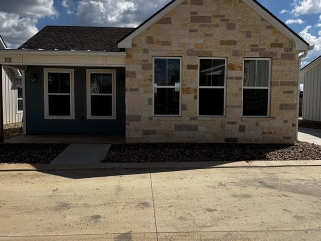 802 S Creek ST Unit #103