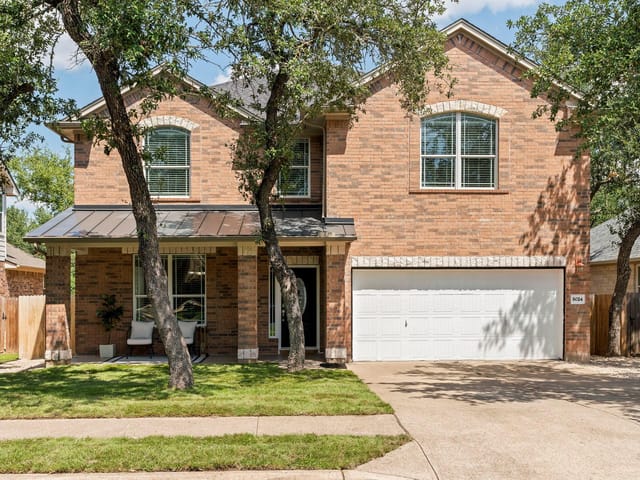 8024 Alophia Dr