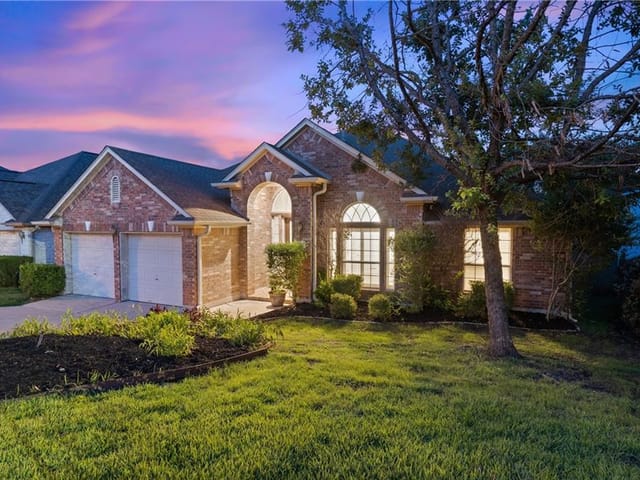 8029 Cobblestone