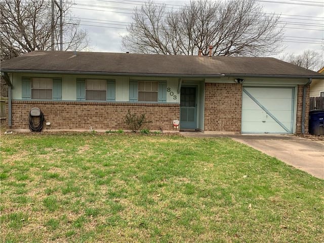 803 Sahara Ave