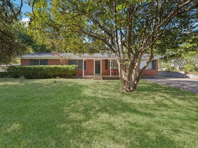 803 Terrell Hill Dr