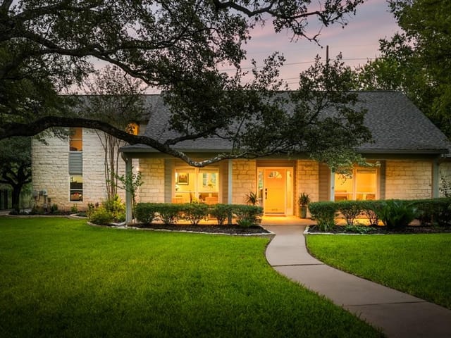 803 Westbrook Dr