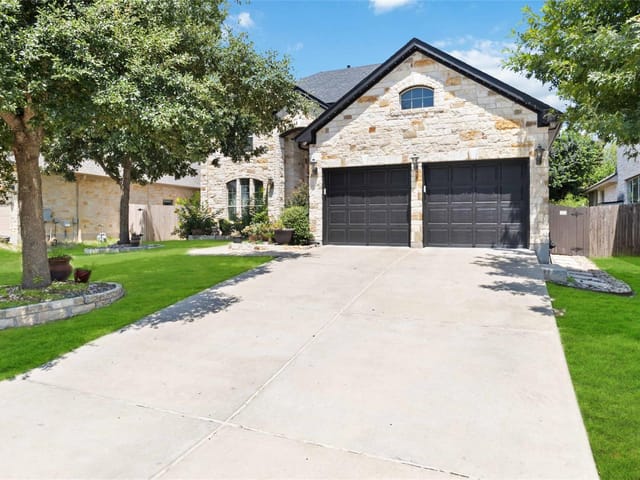 8032 Via Verde DR