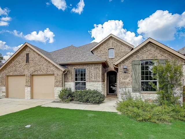 804 Catalina Ln