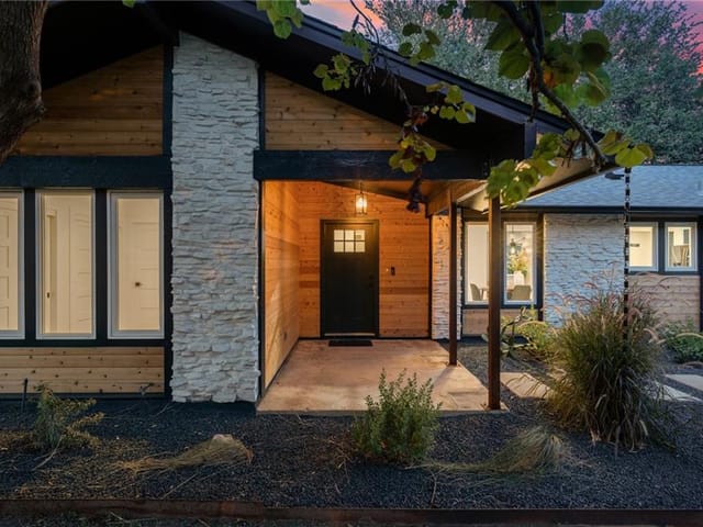 804 Cedar Gln