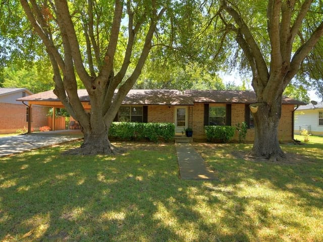 804 Conway DR