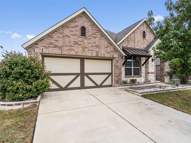 804 Farm House Dr