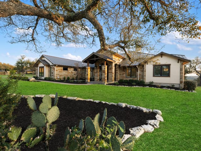 8040 Carlton Ridge CV
