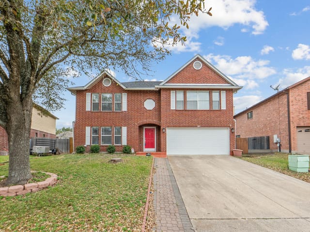 805 Catumet Dr