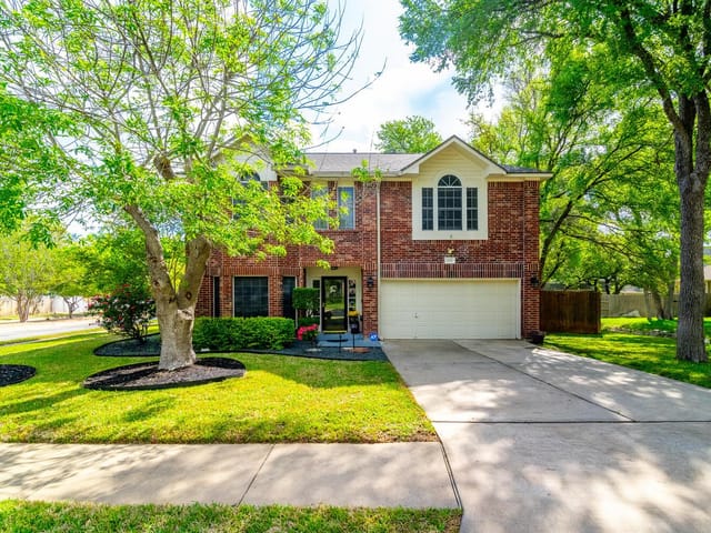 805 Oak Park Dr