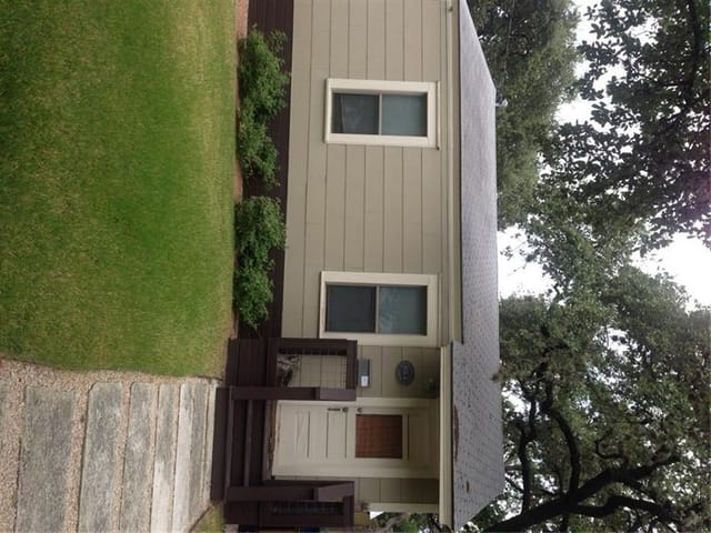 805 W Johanna St Unit #A