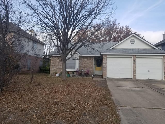 806 Black Locust Dr