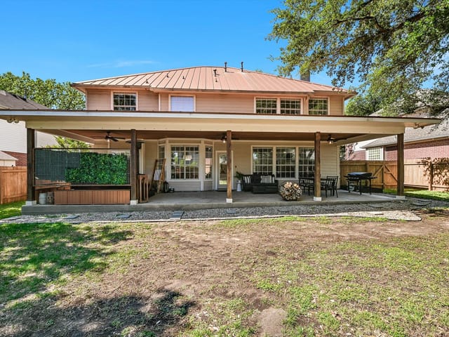 806 Mountain View Dr