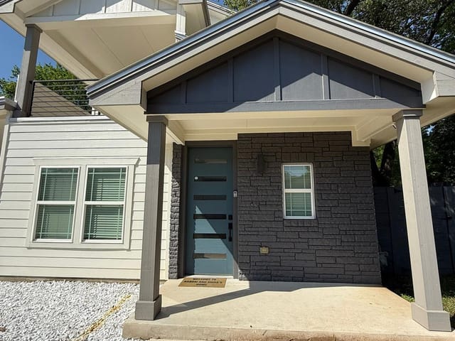 806 Philco Dr Unit #2