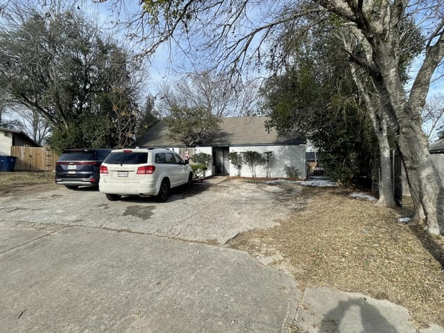 806 Plumpton Dr Unit #A