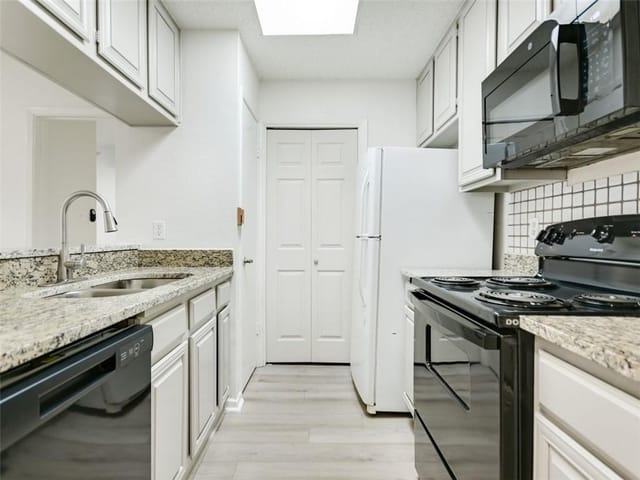 806 W 24th St Unit #132