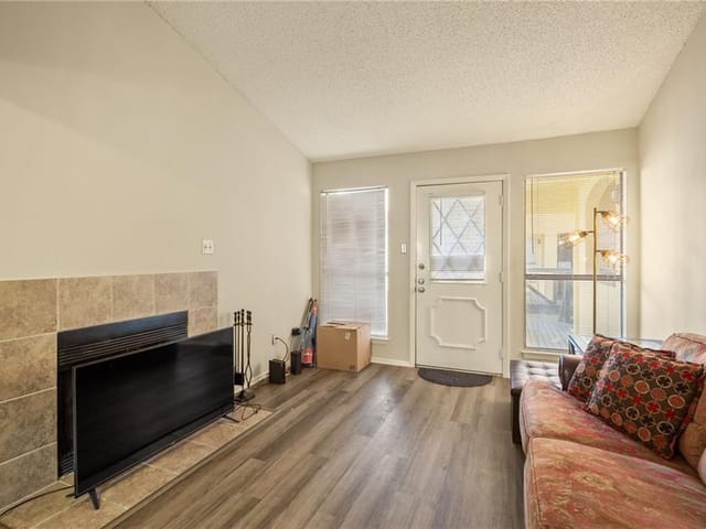 806 W 24th ST Unit #228
