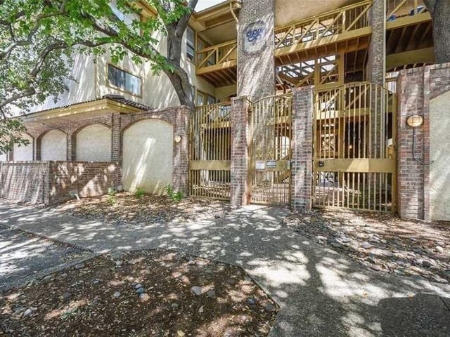 806 W 24th St Unit #306