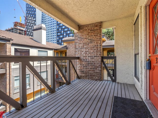 806 W 24th St Unit #326