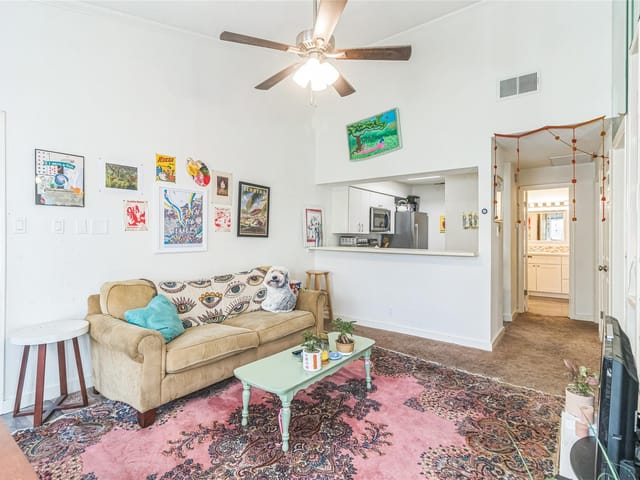 807 25th St Unit #305