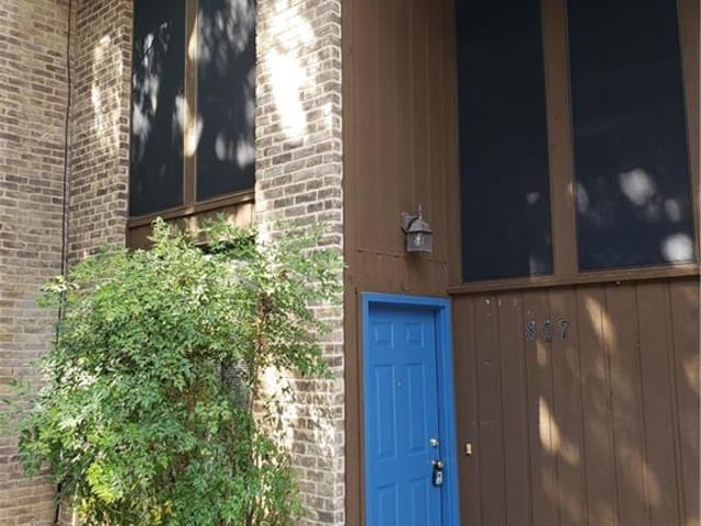 807 Blanco ST