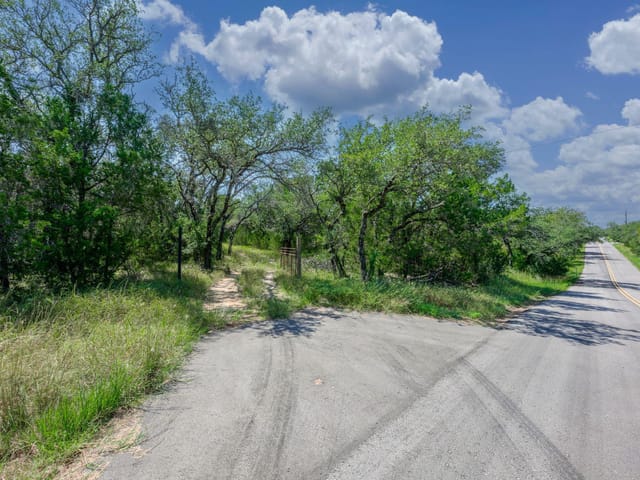 807 County Road 420