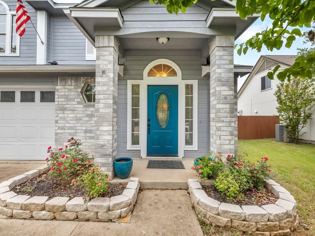 807 Eaglecreek Dr