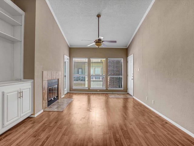 807 W 25th ST Unit #307