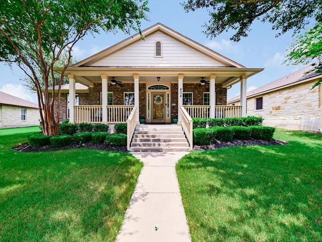 808 Walnut Canyon BLVD