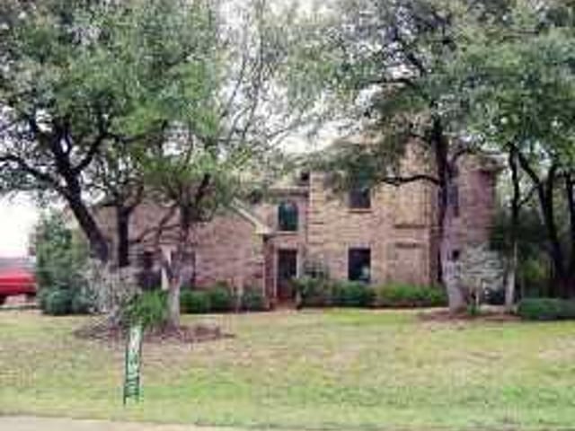 809 N WESTON LN