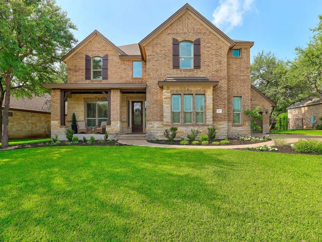 809 Prairie Dunes DR
