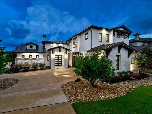 810 Crestone Stream Dr