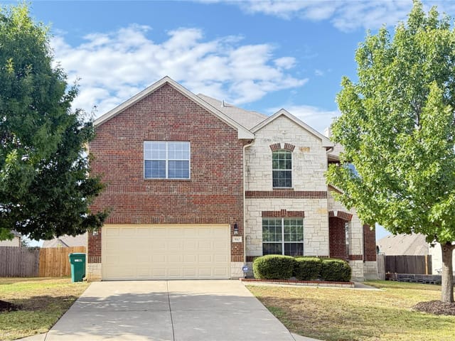 810 Red Fern DR