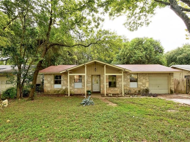 810 Sahara Ave