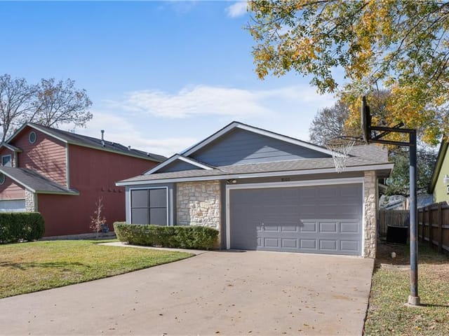 8100 Cattle Dr