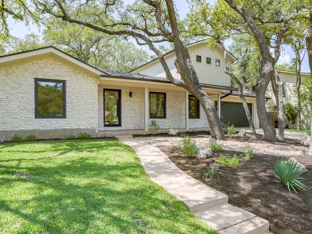 8100 Greenslope DR