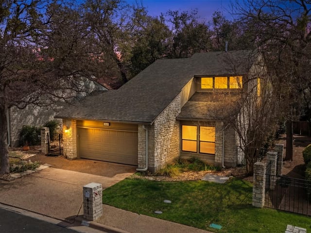 8101 Raintree PL