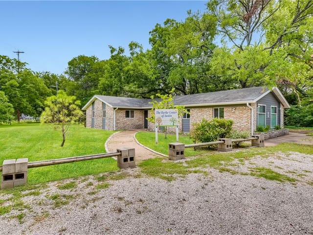 8101 W State Highway 71