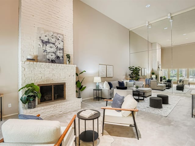 8104 East Ct