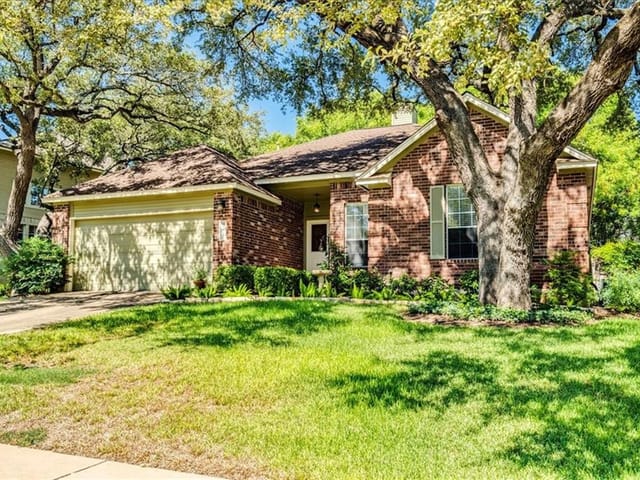 8104 Isaac Pryor Dr